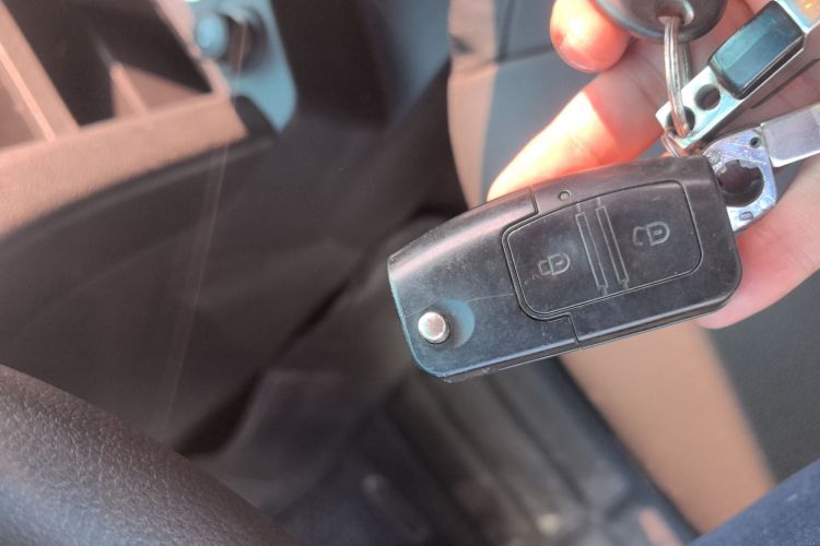 江铃 域虎3 2018款 2.5T柴油四驱豪华版长轴距中控内饰7001