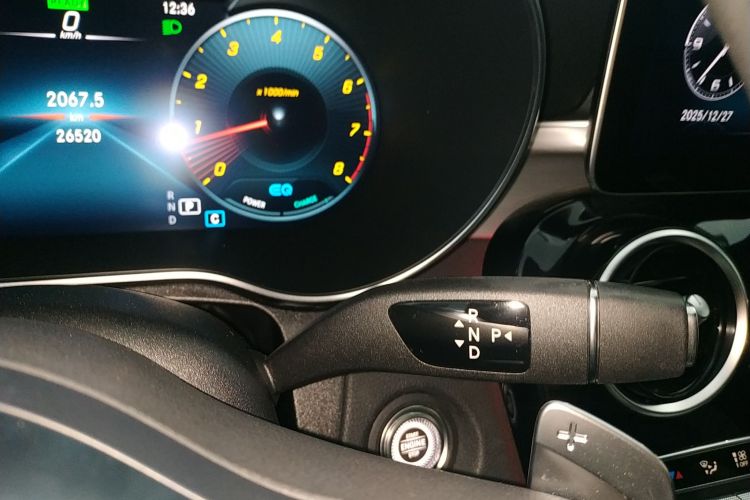 奔驰C级 2021款 C 260 星耀臻藏版中控内饰18