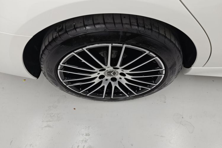 奔驰C级 2025款 改款 C 260 L 运动版车身外观6008