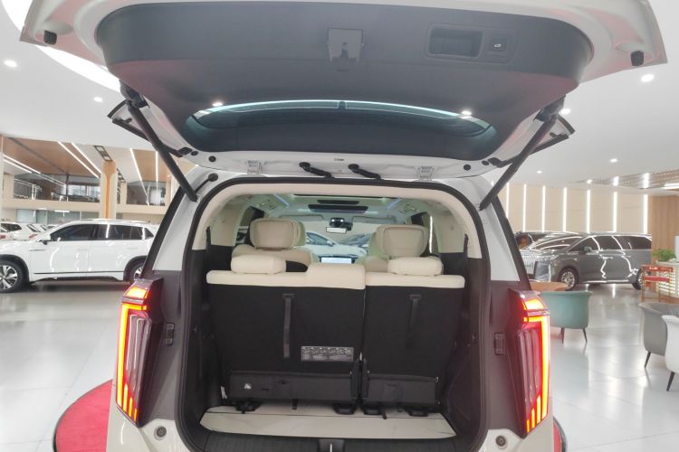 广汽传祺 传祺E9 2023款 E9 MAX机舱底盘23