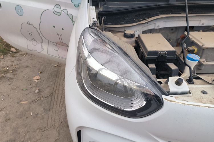 荣威 科莱威CLEVER 2022款 311km元气啵啵版车身外观8