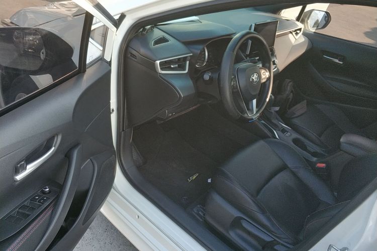 丰田 雷凌 2019款 185T CVT豪华版 国VI中控内饰20