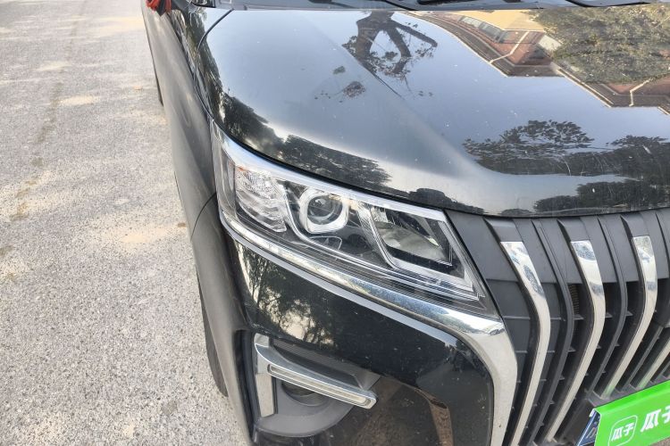 BAW北汽制造 锐胜王牌M7 2023款 2.0L 长轴行政版 9座车身外观8