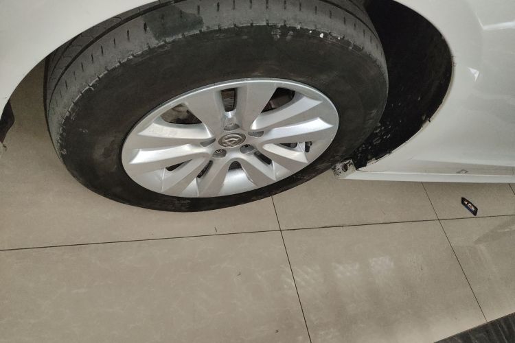 中华H530 2017款 1.6L 手动舒适型车身外观6002