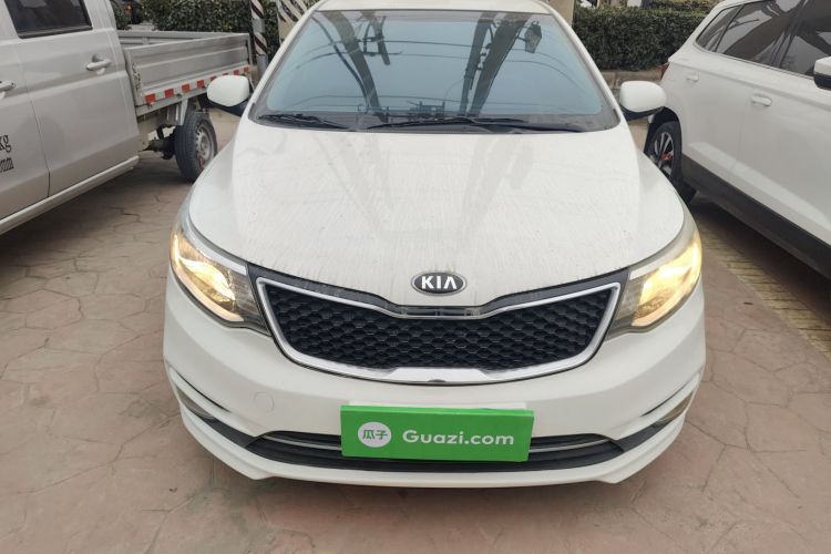 起亚K2 2015款 三厢 1.4L MT GLS车身外观2