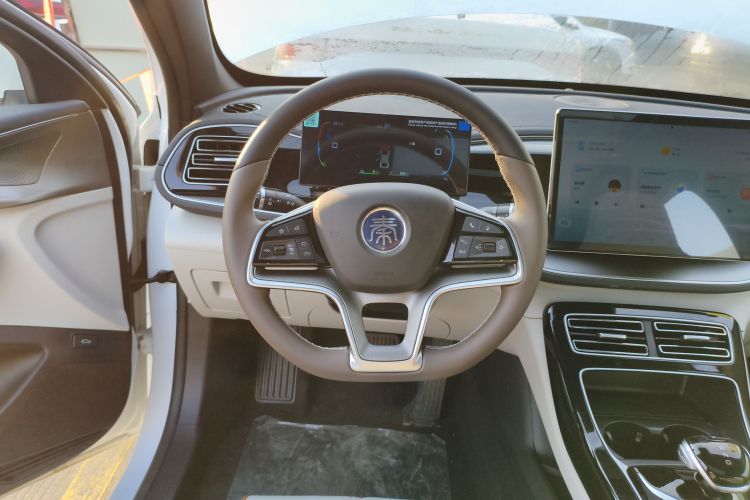 比亚迪 秦PLUS 2024款 荣耀版 DM-i 120KM卓越型局部细节13