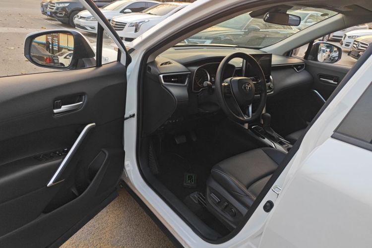丰田 锋兰达 2022款 2.0L CVT豪华PLUS版中控内饰20