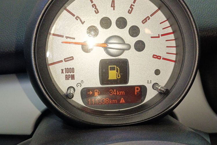 MINI 2011款 1.6L COOPER Fun中控内饰14