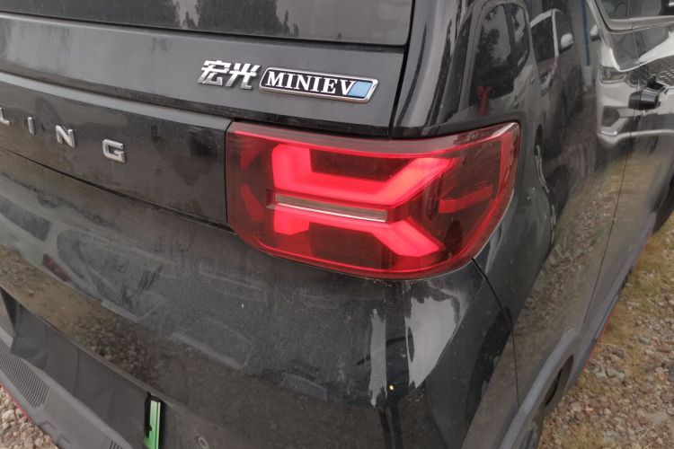 五菱汽车 宏光MINIEV 2022款 GAMEBOY 300km 玩咖款 磷酸铁锂车身外观6006