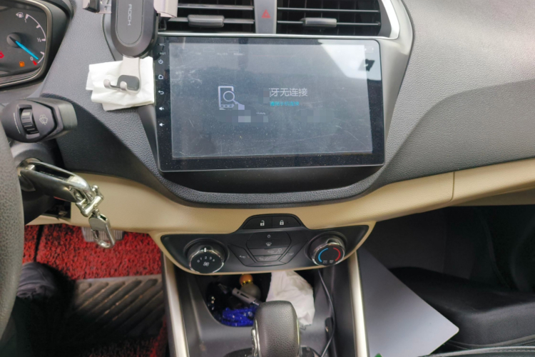 福特 福睿斯 2017款 1.5L 自动舒适型中控内饰16