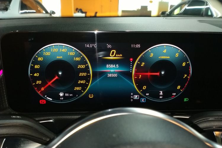 奔驰GLB 2021款 GLB 200 动感型局部细节14