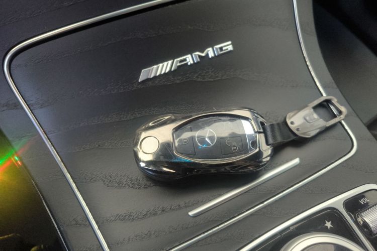 奔驰GLC AMG 2018款 AMG GLC 63 4MATIC+中控内饰7001