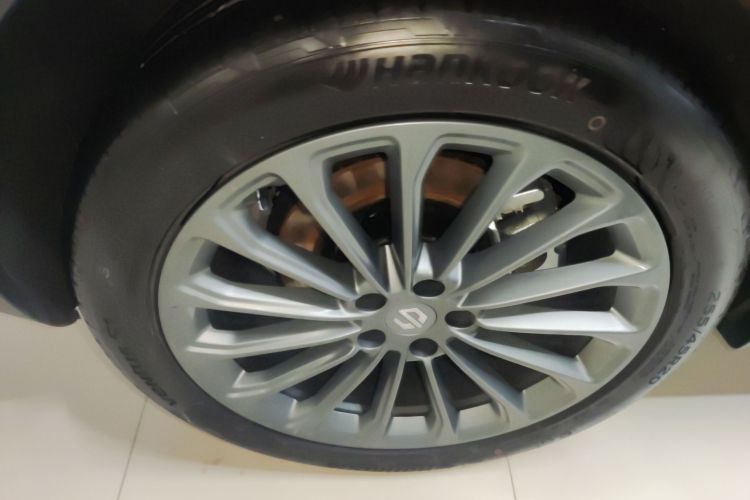 零跑汽车 零跑C11 2024款 增程 300尊享版车身外观6008