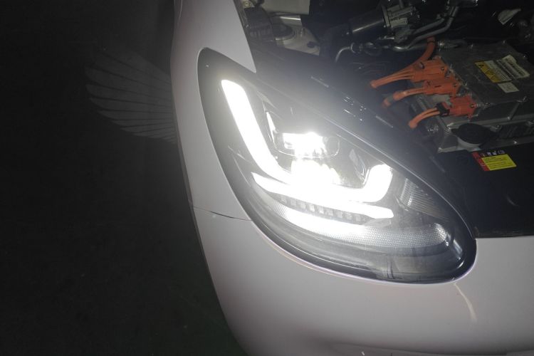 五菱汽车 五菱缤果 2023款 203km 舒享款车身外观8