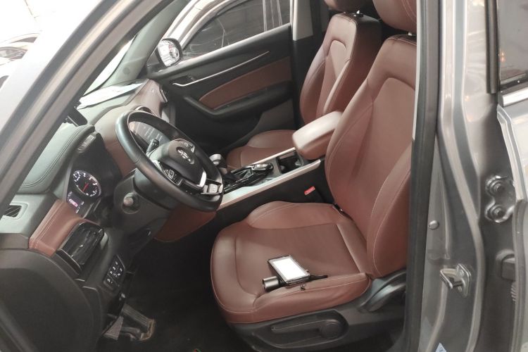 中华V6 2018款 1.5T 自动尊贵型局部细节19