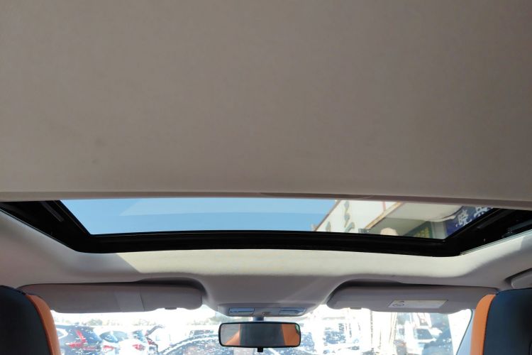 东风风神 奕炫 2023款 马赫版 1.5L 自动追影版中控内饰22