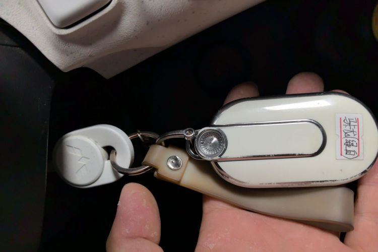 五菱汽车 宏光MINIEV 2024款 第三代 170km中控内饰7001