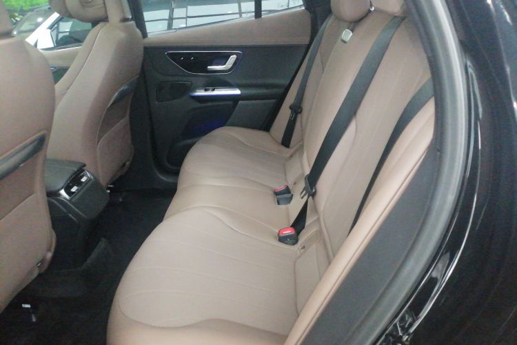 奔驰EQE SUV 2023款 350 4MATIC 先锋版中控内饰21