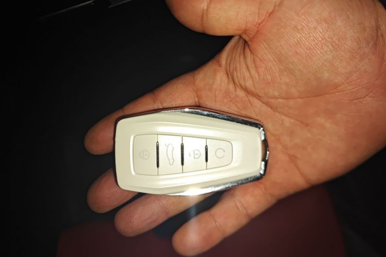 吉利汽车 吉利icon 2020款 1.5TD i9 BSG中控内饰7001