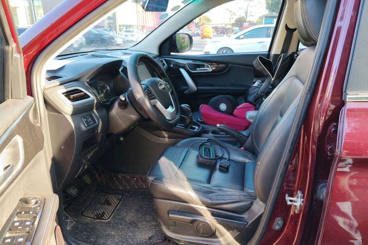 SWM斯威汽车 SWM斯威X7 2018款 1.5T 手动豪华型 7座中控内饰19