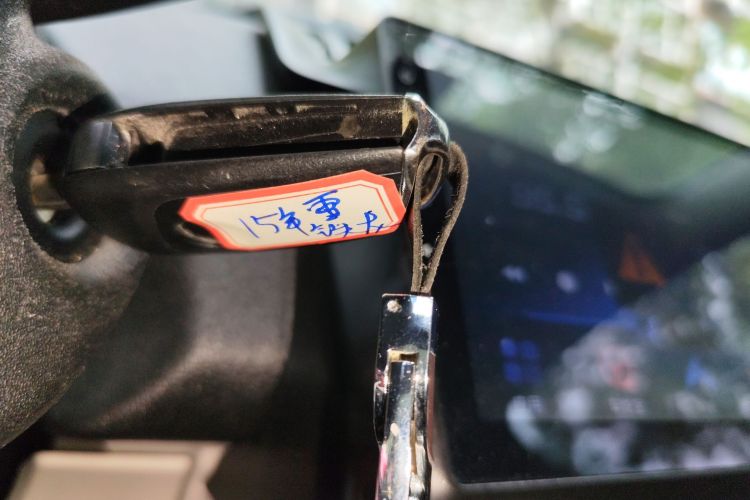 雪铁龙 世嘉 2014款 VTS版 1.6L 自动品尚型中控内饰11