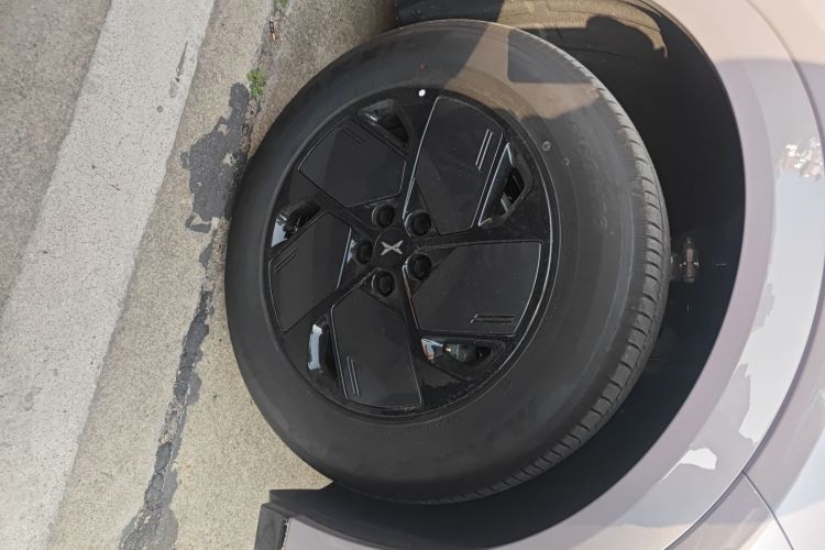 小鹏G6 2025款 625 长续航 Max 科技版车身外观10