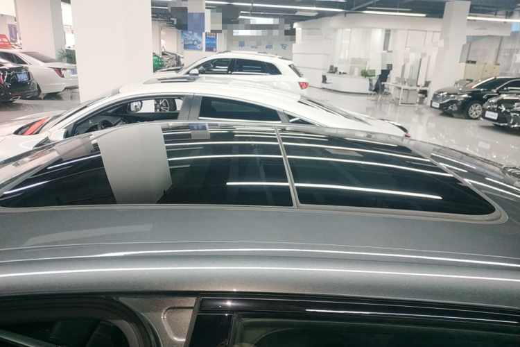 奥迪A4L 2024款 40 TFSI quattro RS套件燃速型局部细节57