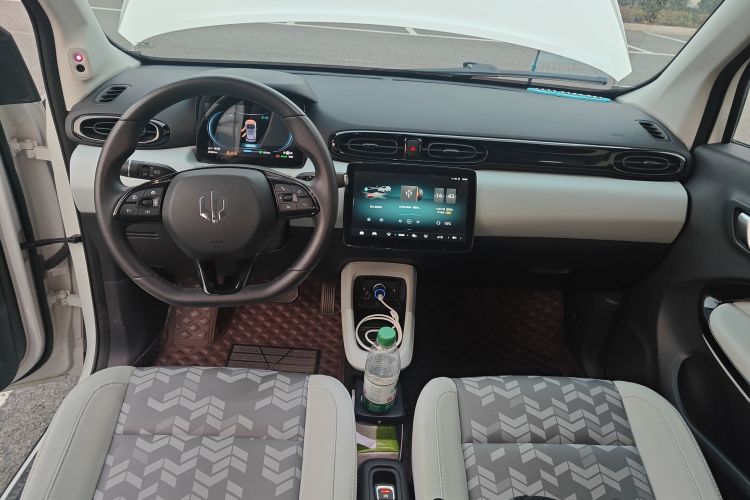 零跑汽车 零跑T03 2022款 星钻版中控内饰12