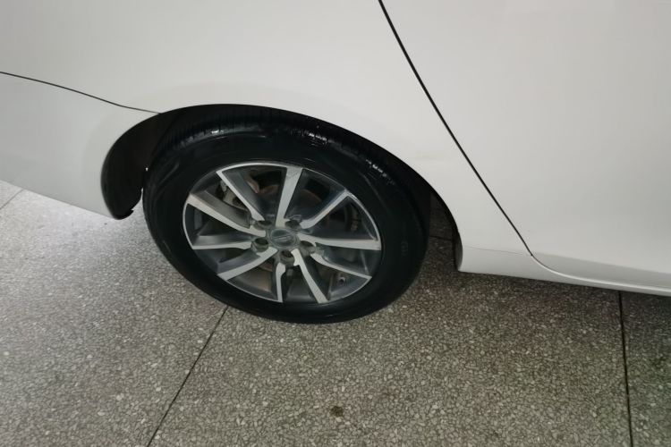 吉利汽车 帝豪 2020款 1.5L CVT向上版车身外观6003