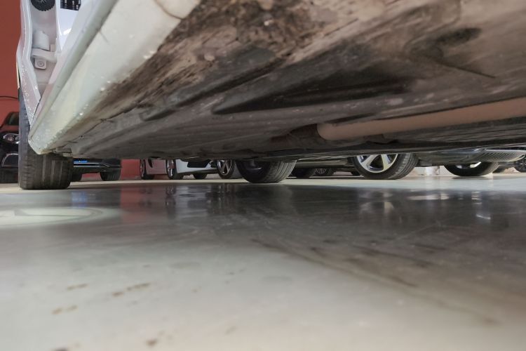 奔驰C级 2021款 C 260 L 运动星耀臻藏版局部细节9001