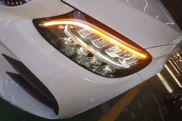 奔驰C级(进口) 2019款 C 260 轿跑车局部细节36