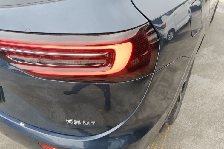 鸿蒙智行 问界M7 2024款 1.5T 智驾后驱Ultra版 6座车身外观6006