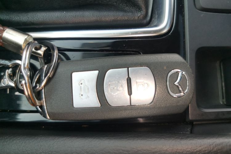 马自达3 昂克赛拉 2017款 三厢 1.5L 自动豪华型 国V中控内饰7001