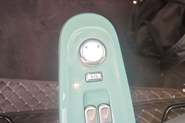 长安启源 长安Lumin 2022款 155km 清甜款中控内饰18