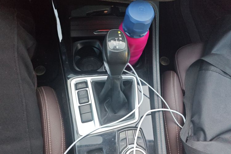 宝马1系 2019款 118i M运动套装中控内饰18