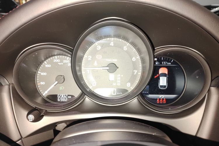 保时捷 2024款 Macan 2.0T中控内饰14