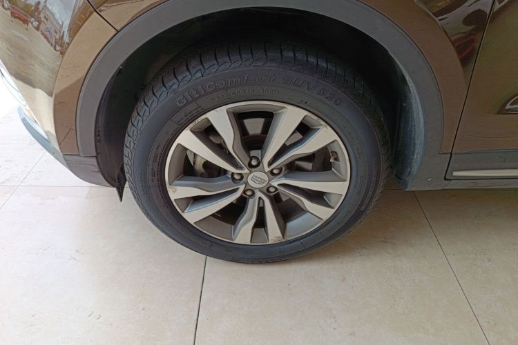 吉利汽车 博越 2016款 1.8TD 自动智尚型车身外观35