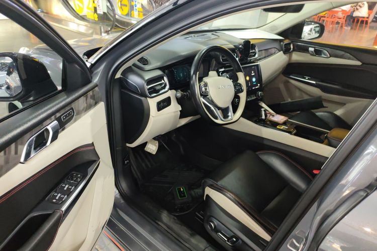 领克02 2018款 1.5T DCT两驱耀Pro版 国V中控内饰20