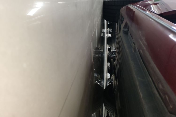 奔驰C级 2022款 改款 C 260 L 运动版局部细节9001