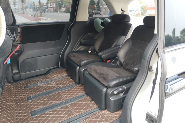 本田 艾力绅 2016款 2.4L 经典版中控内饰7004