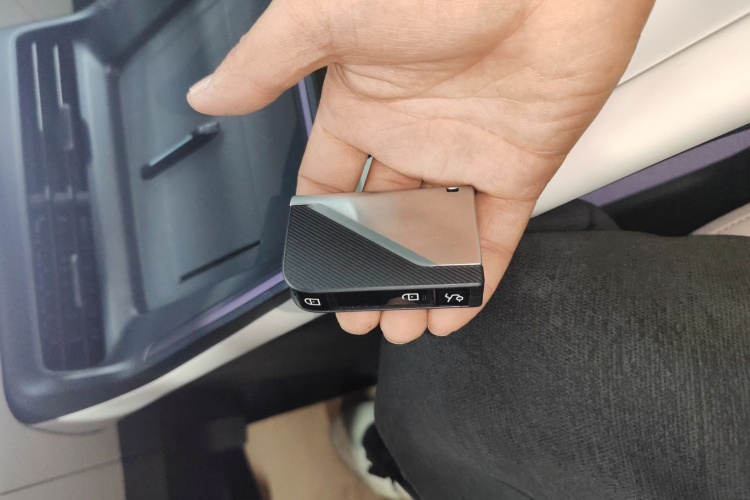 领克07 2024款 EM-P 126长续航智驾Ultra中控内饰11