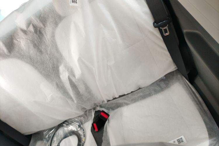 吉利银河 熊猫 2025款 210km 元气熊中控内饰21