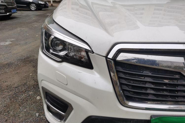 斯巴鲁 森林人 2021款 2.0i 豪华版车身外观8