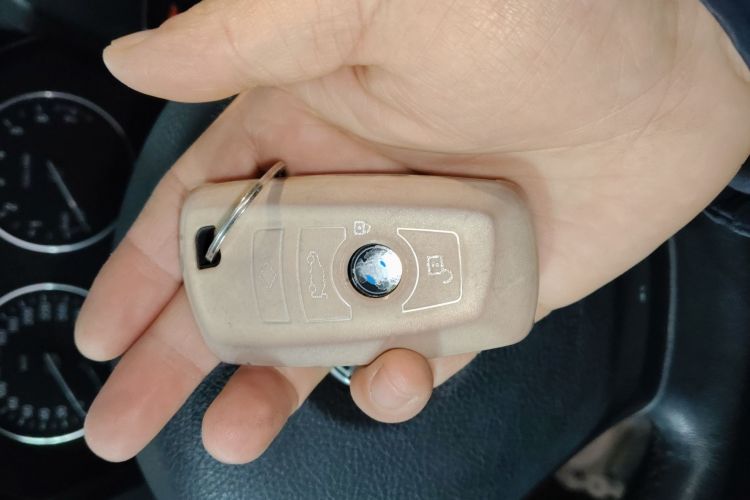 宝马1系(进口) 2013款 改款 118i 领先型中控内饰11