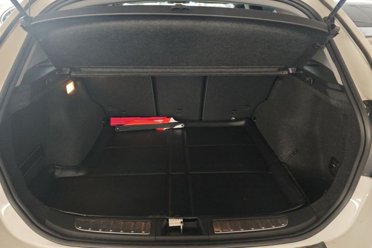 宝马X1 2014款 sDrive18i 领先型局部细节23