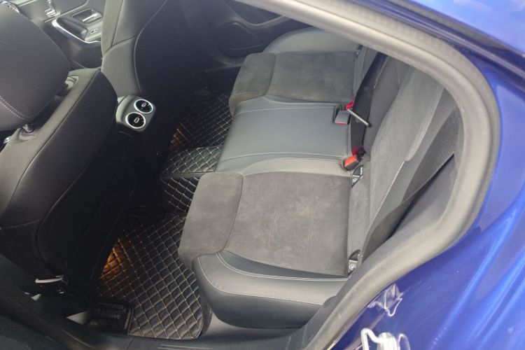 奔驰A级 2020款 改款 A 200 L 运动轿车时尚型中控内饰7004