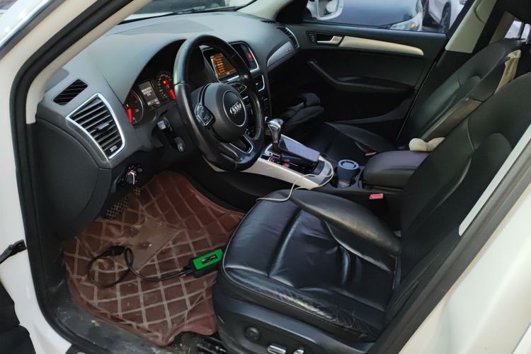 奥迪Q5 2017款 40 TFSI 技术型中控内饰7003