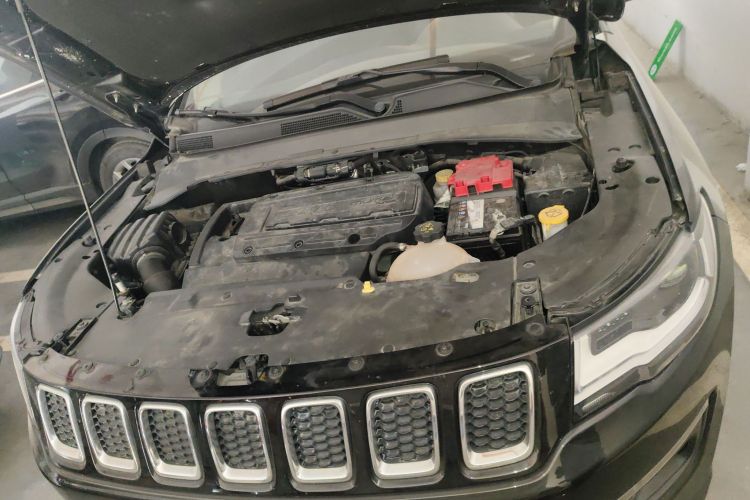 Jeep 指南者 2017款 200T 自动家享版机舱底盘24