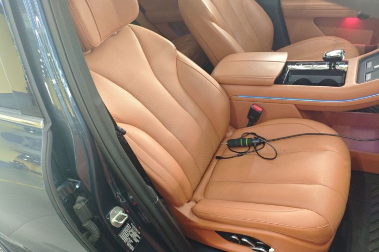 鸿蒙智行 问界M7 2024款 1.5T 四驱Plus版 5座局部细节41