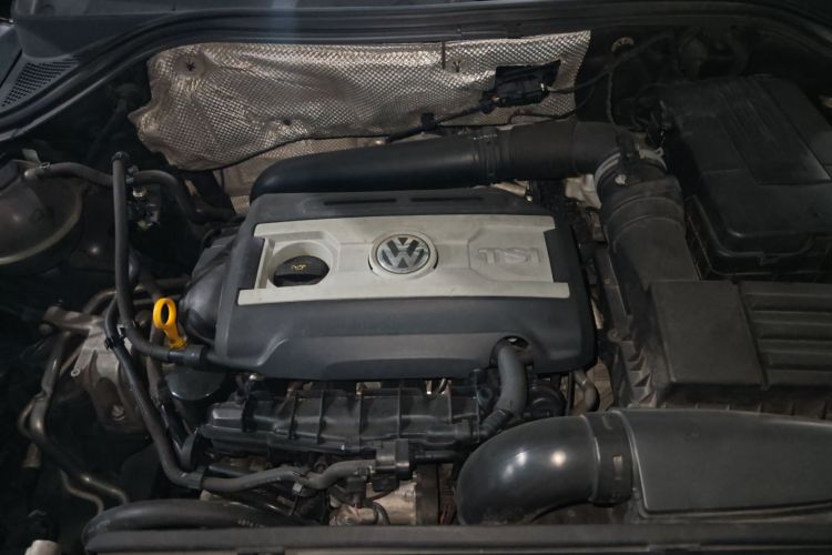 大众 途观 2015款 2.0TSI 自动四驱豪华版机舱底盘24